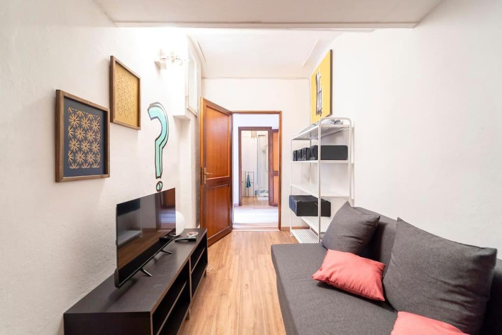Central And Cozy Loft With Courtyard Bologna Buitenkant foto