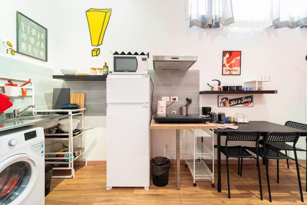 Central And Cozy Loft With Courtyard Bologna Buitenkant foto